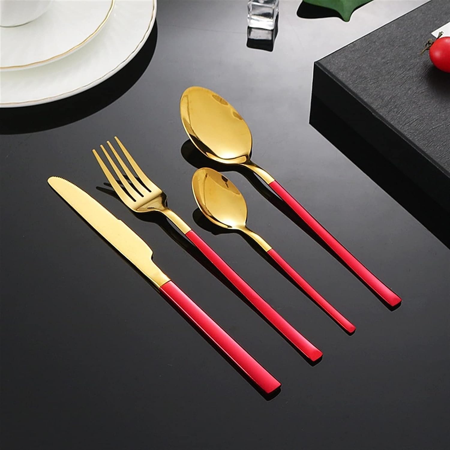 Modernist 24 pcs stainless steel gold cutlery set