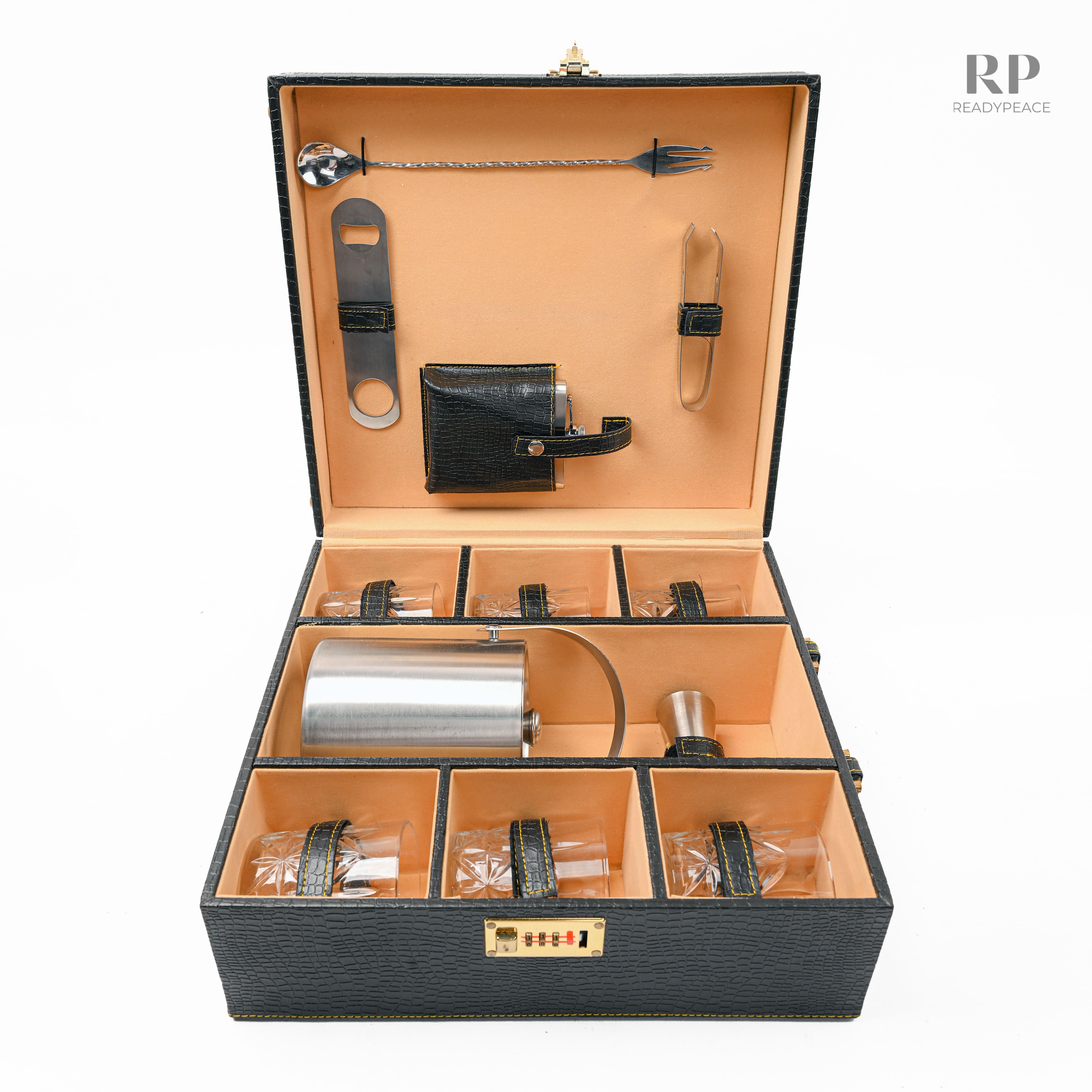 The Royale Traveler's 12 pcs Bar Case