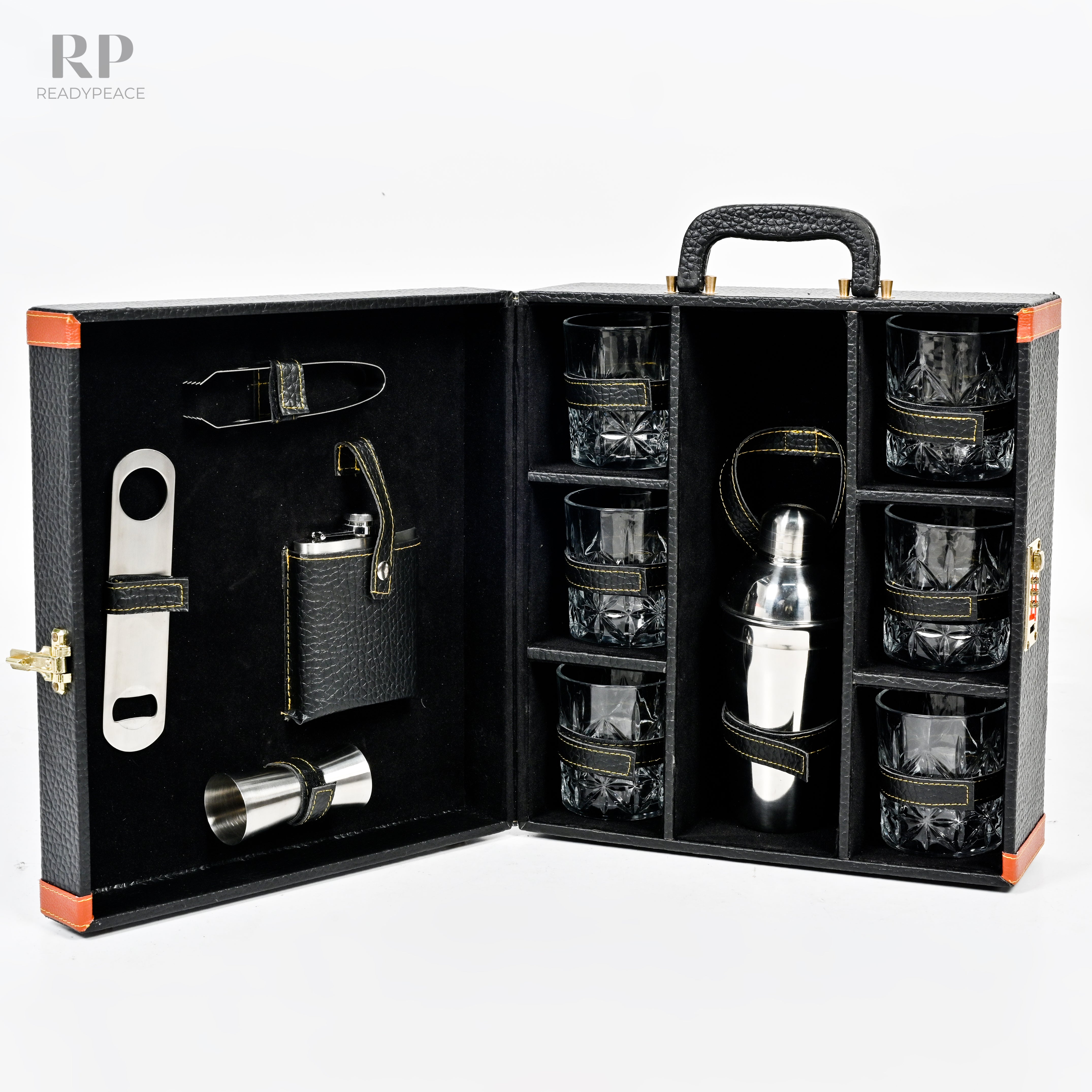 The Luxe Traveler's 11 pcs Bar Case