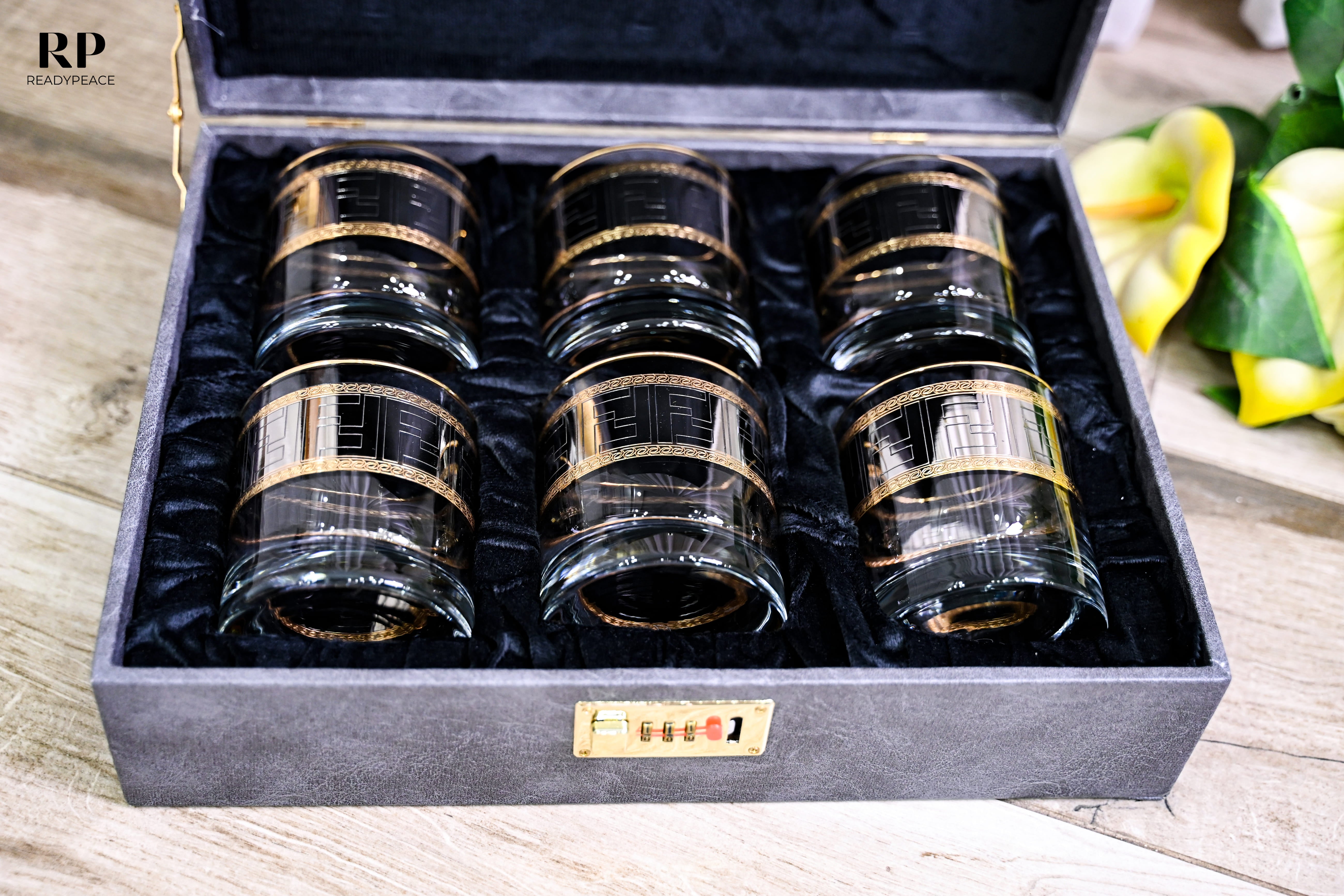 Diva Fendi Gold Plated Crystal Glasses Combo