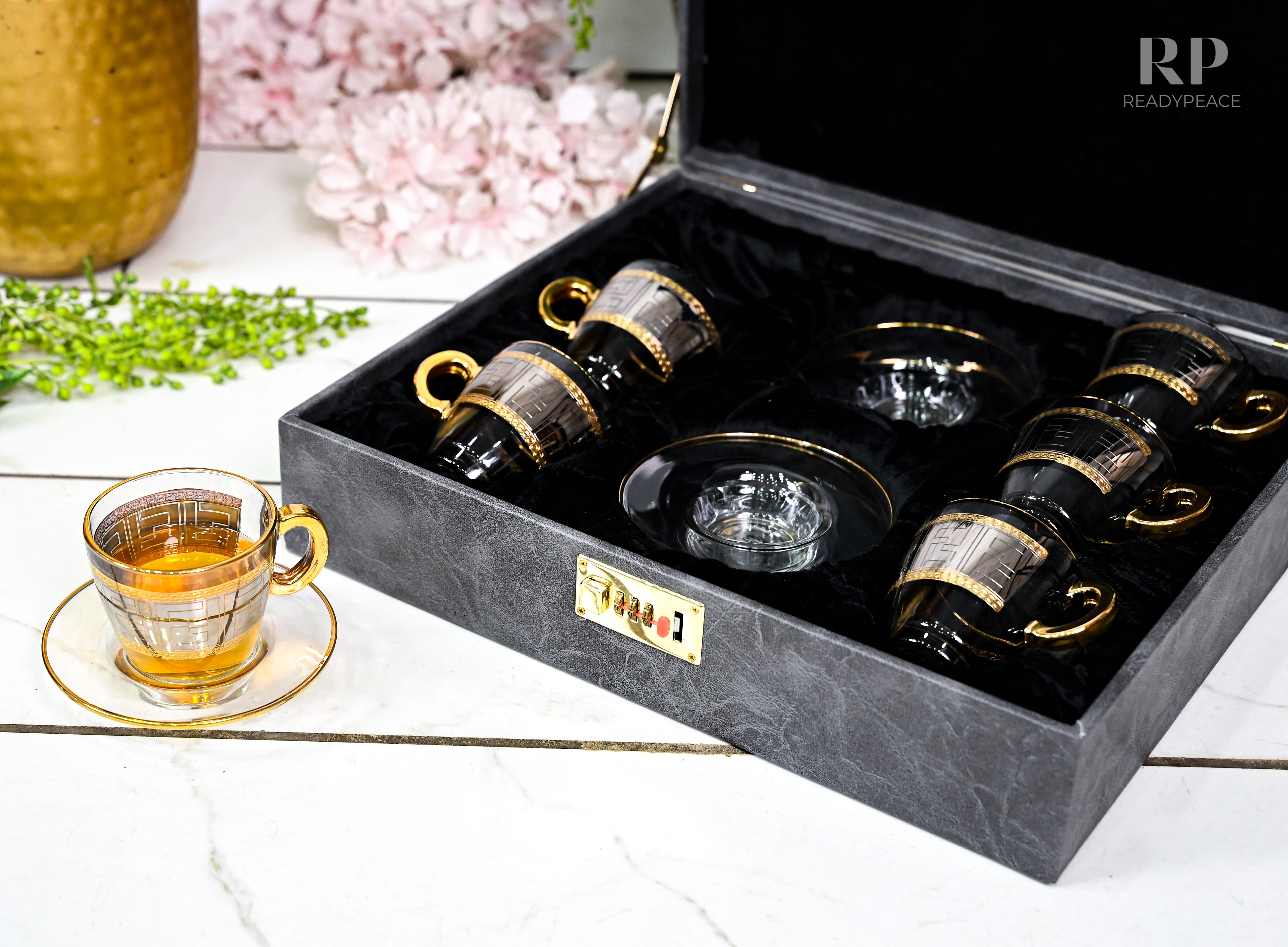 Diva Fendi Gold Plated Crystal Glasses Combo