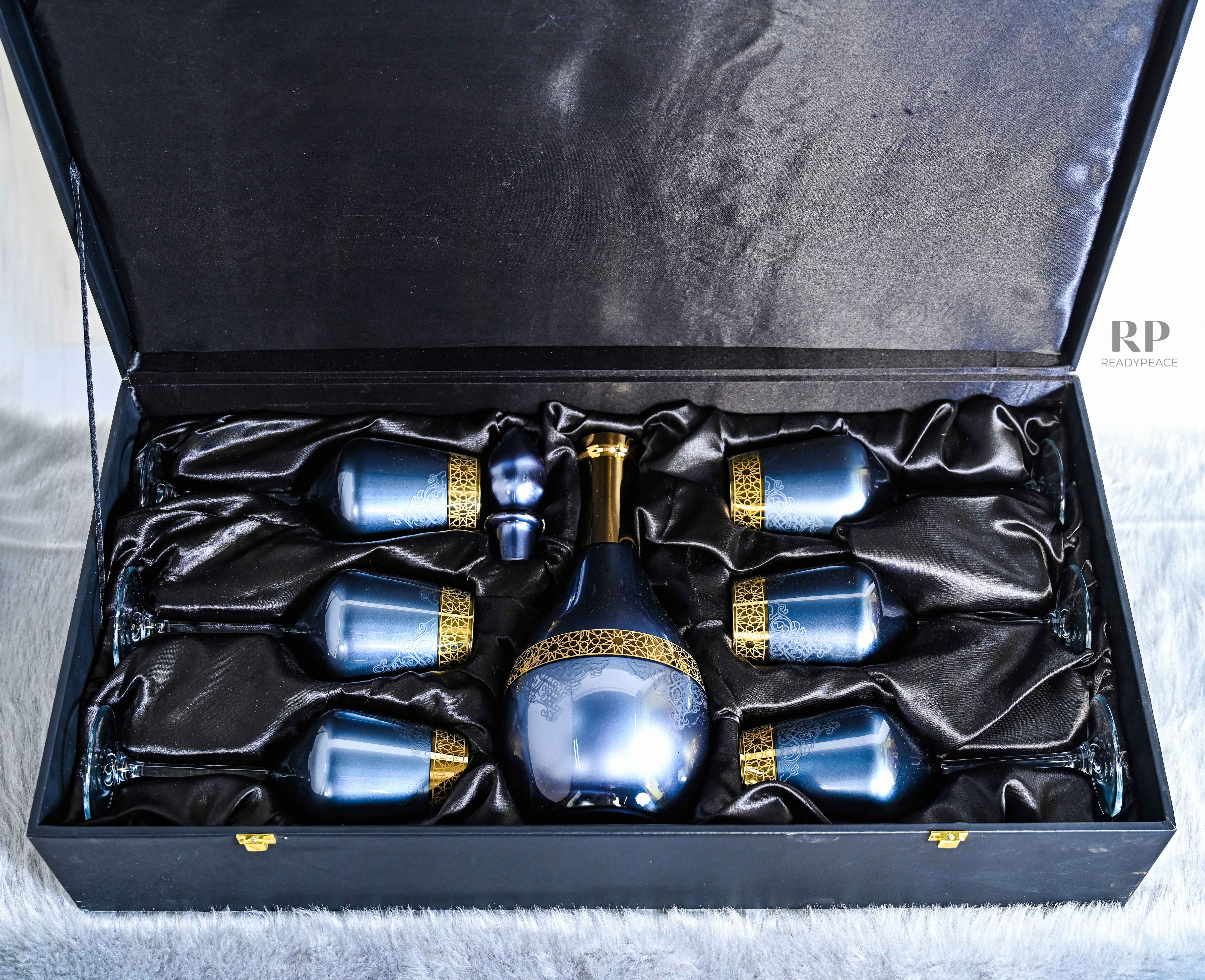 Luxe Touch Turkey Decanter Set with 6 Wine Glasses