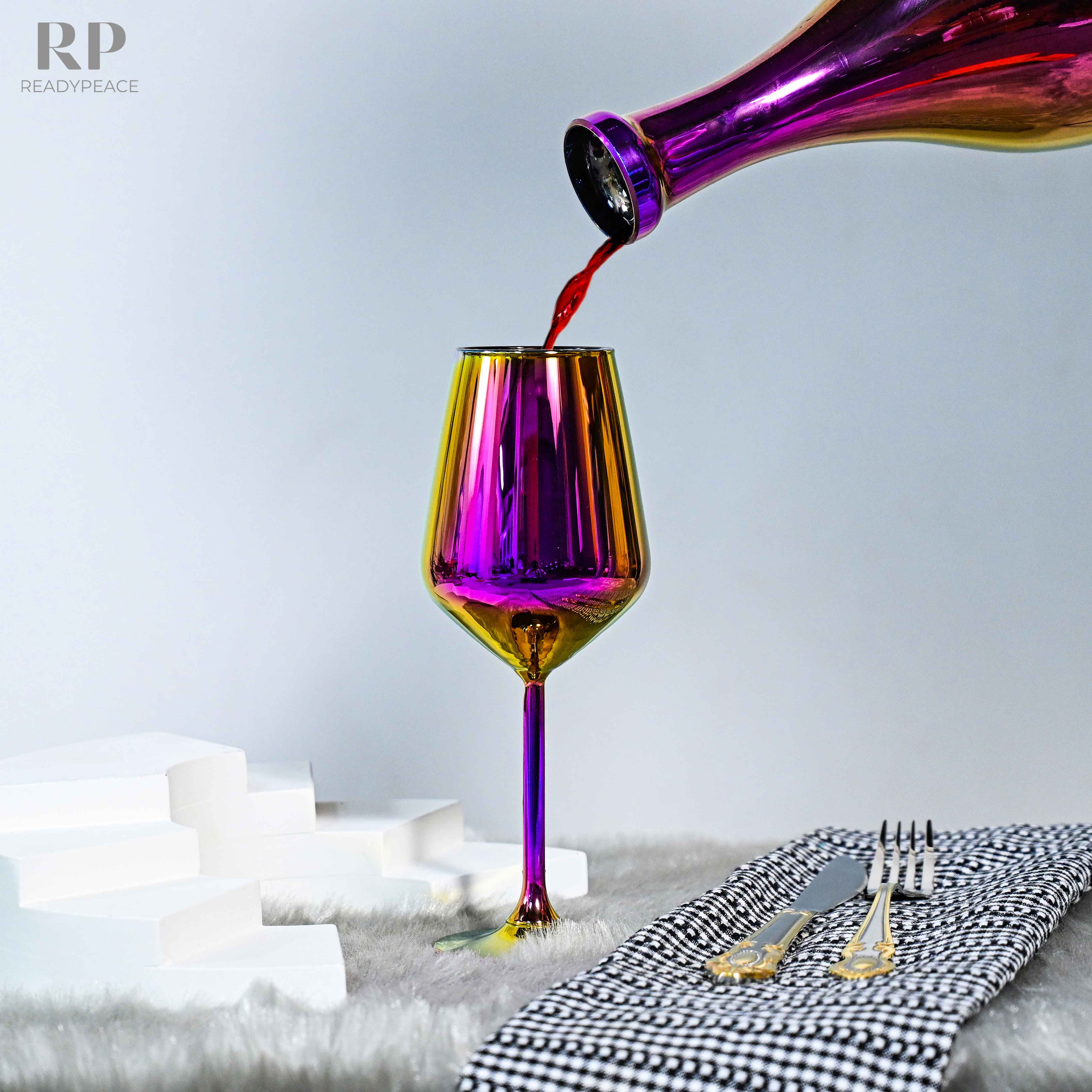 Luxe Touch Turkey Decanter Set with 6 Wine Glasses