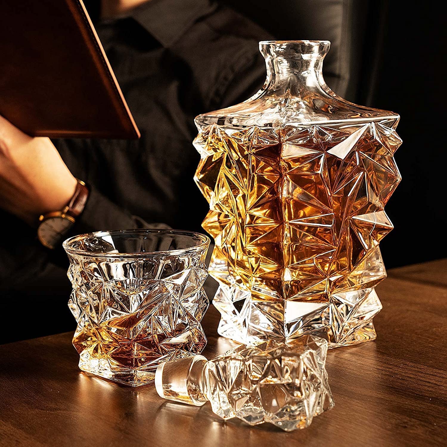 Diamond Whiskey Crystal Decanter Set with 6 Glasses
