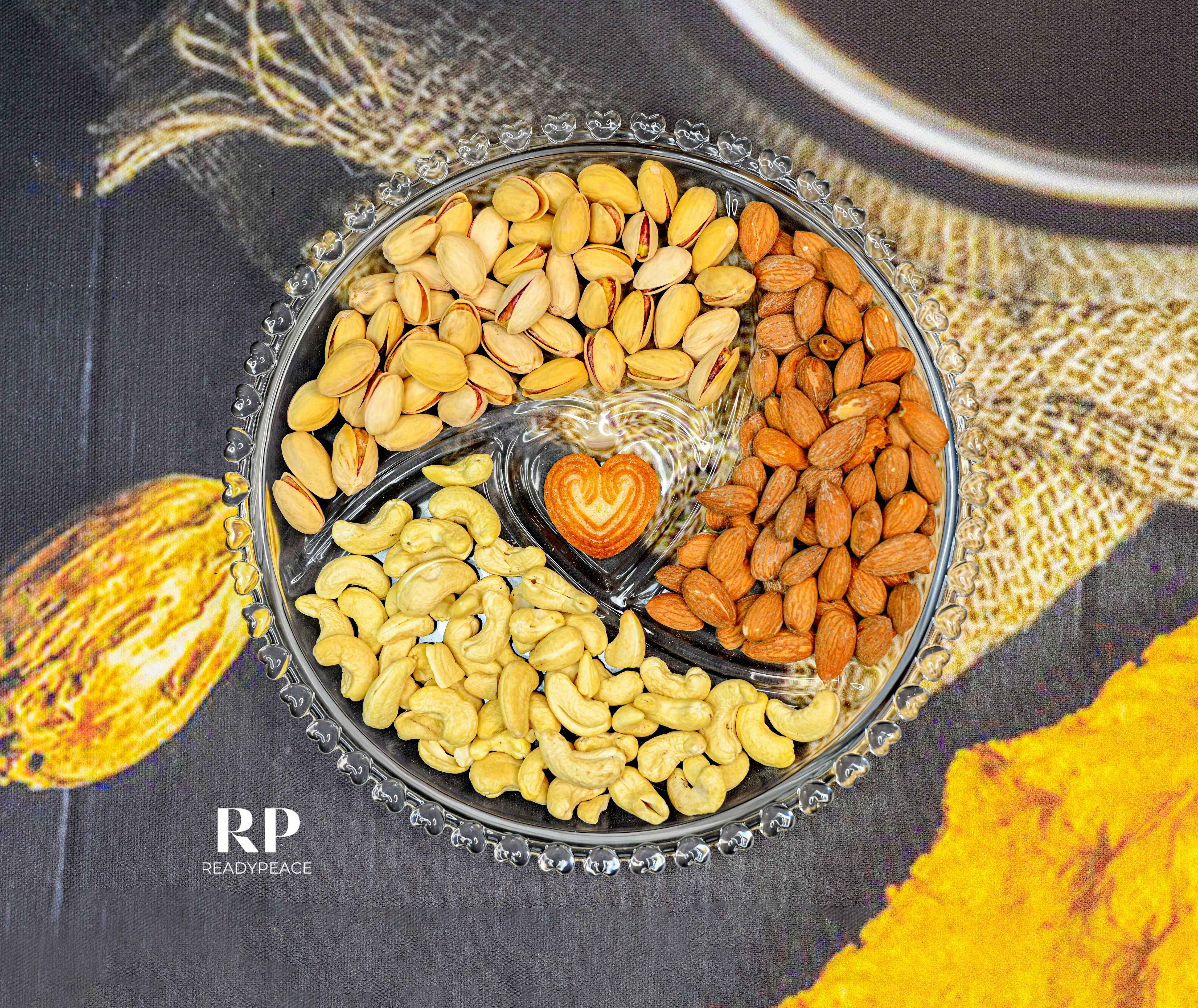 Delight Heart 4 in 1 Round Plate