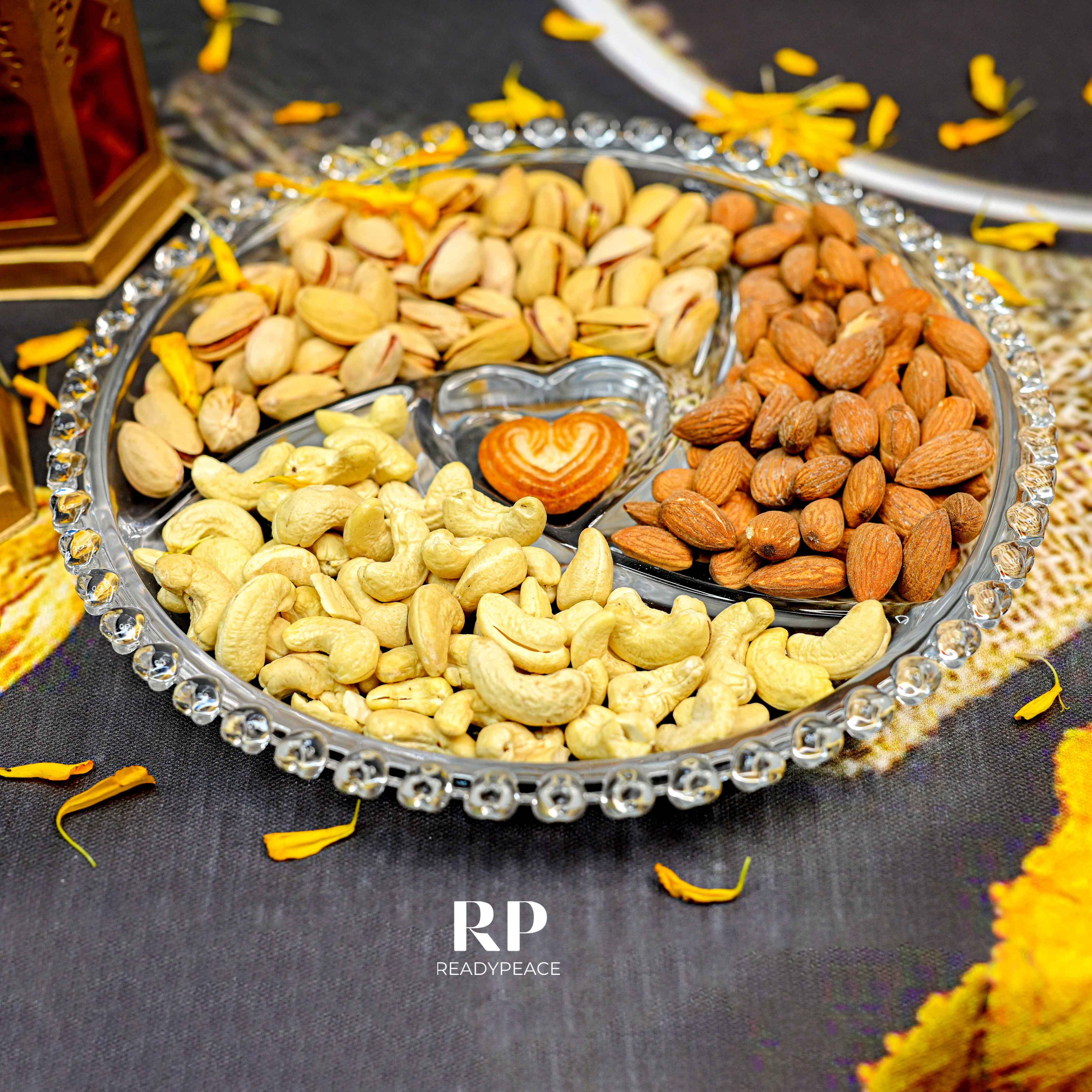 Delight Heart 4 in 1 Round Plate