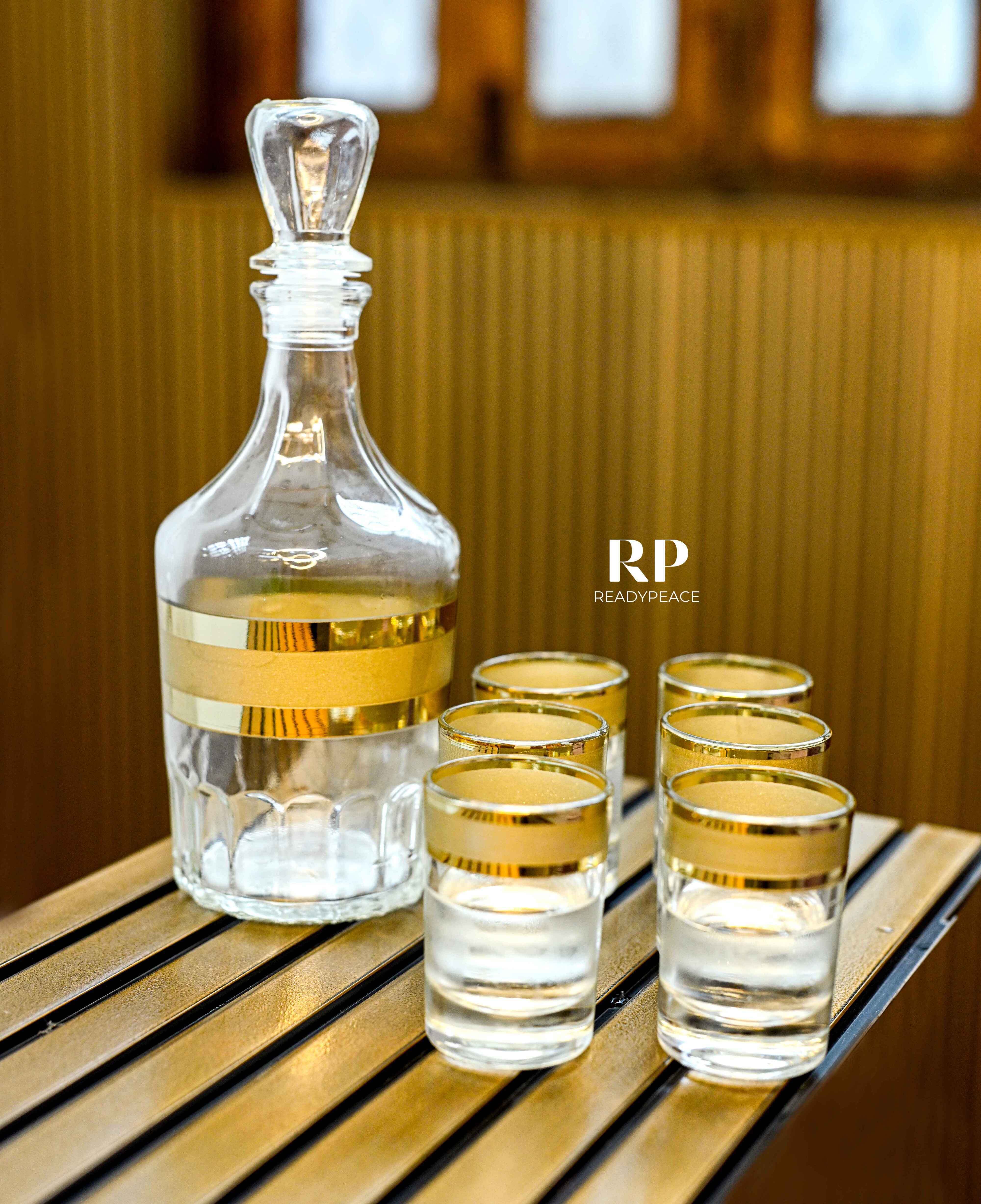 Arani Gold Plated Decanter with 6 Shot Glasses