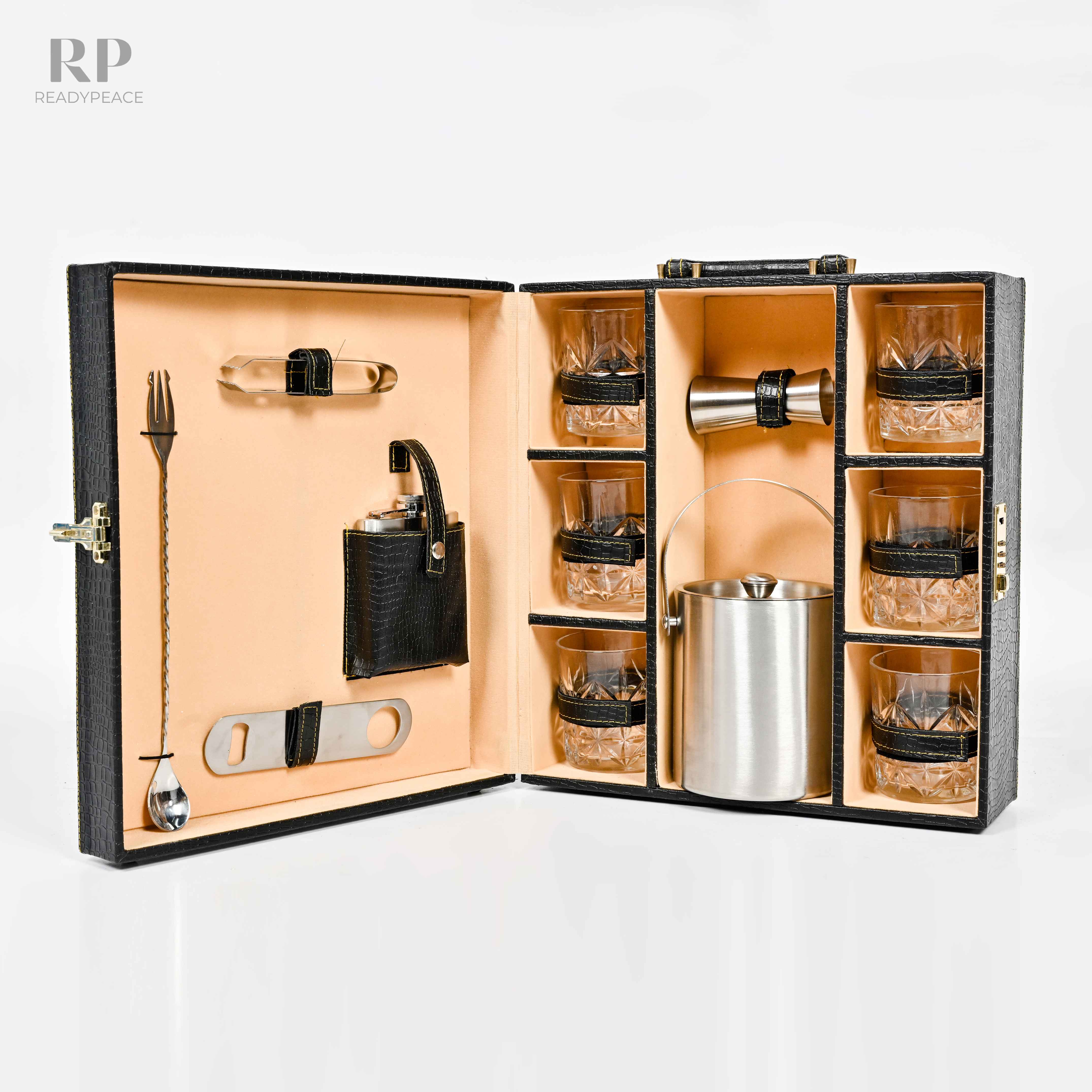 The Royale Traveler's 12 pcs Bar Case